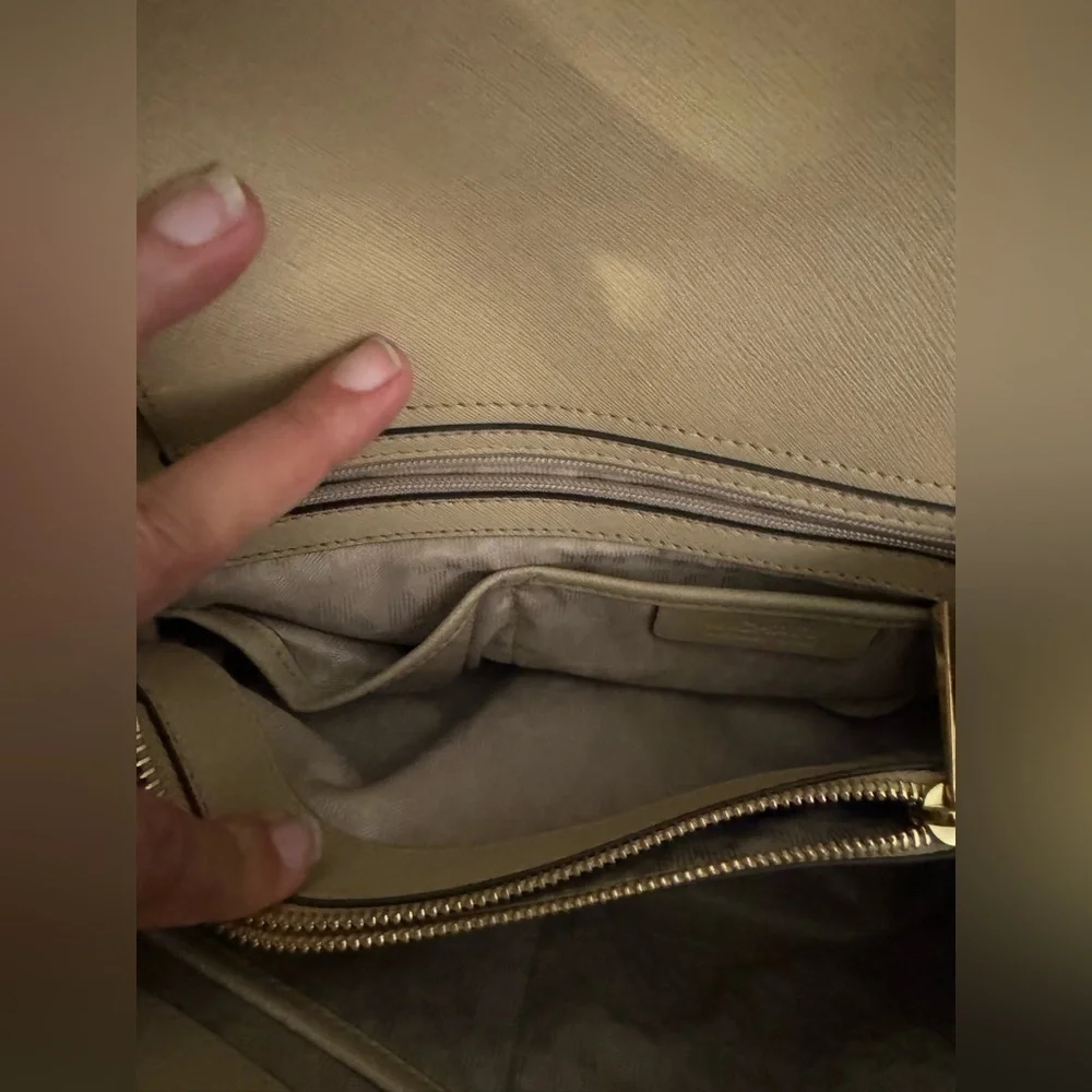 Michael Kors excellent used